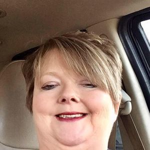 Meet your Posher, Carla
